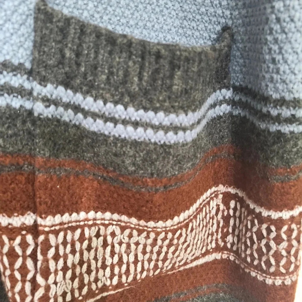 ANA Aztec print colorful stripped cardigan size XL - Picture 4 of 9